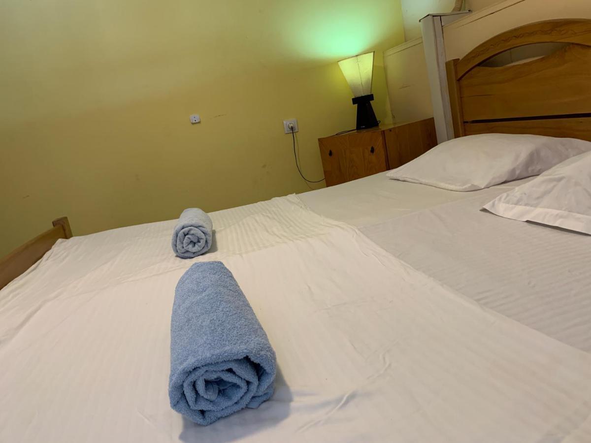Home Stay Georgia ティビリシ エクステリア 写真